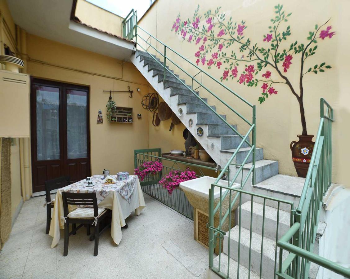 Casa Vacanze Borgata Del Sorbo Acireale Dış mekan fotoğraf